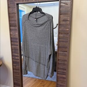 We The Free Heathered Gray Knit Top